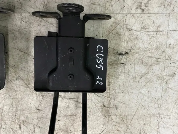 Parada de porta traseira esquerda FORD TRANSIT 2.2L image 2