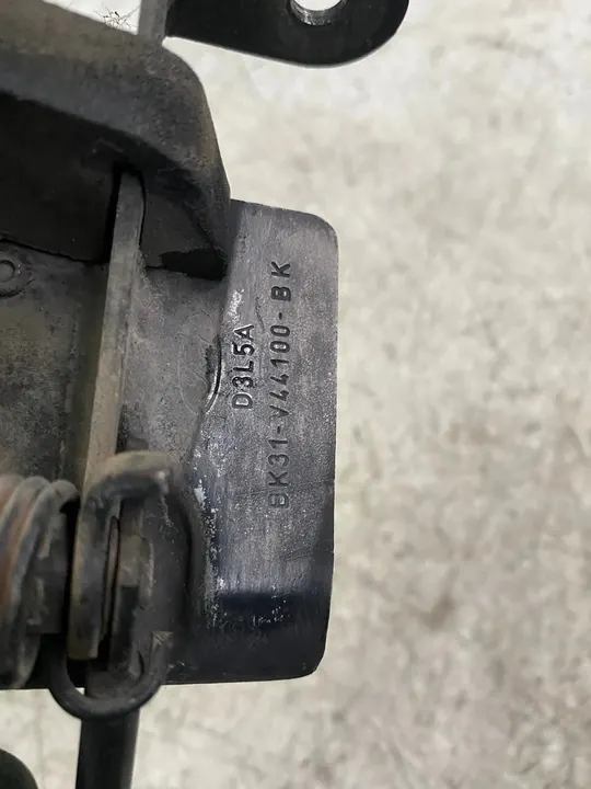 Parada de porta traseira esquerda FORD TRANSIT 2.2L image 6