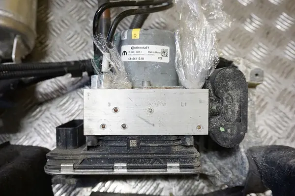 DODGE RAM 1500 2019 - Serbatoio Aria Compressore OEM image 9