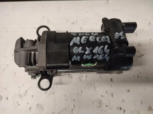 Gebruikte luchtcompressor P3214 van Arnott - OEM image 3