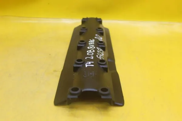 Venttiilikansi OEM 026103547 VW Transporter T4 2.0 image 4