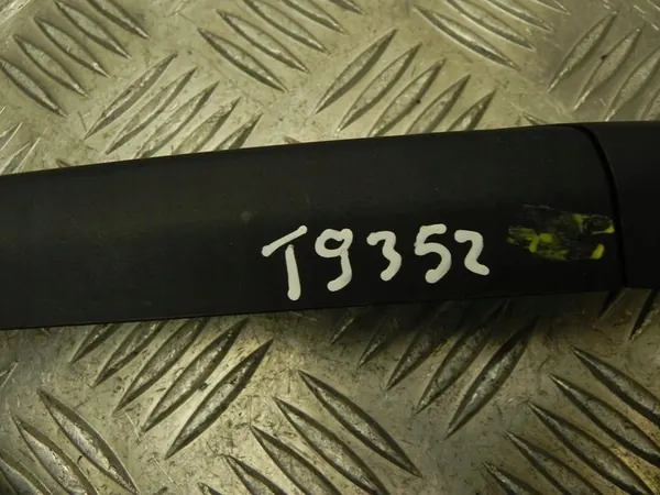 Tapa de brazo de limpiaparabris trasero Mercedes Varios Modelos OE A2478240000 image 4