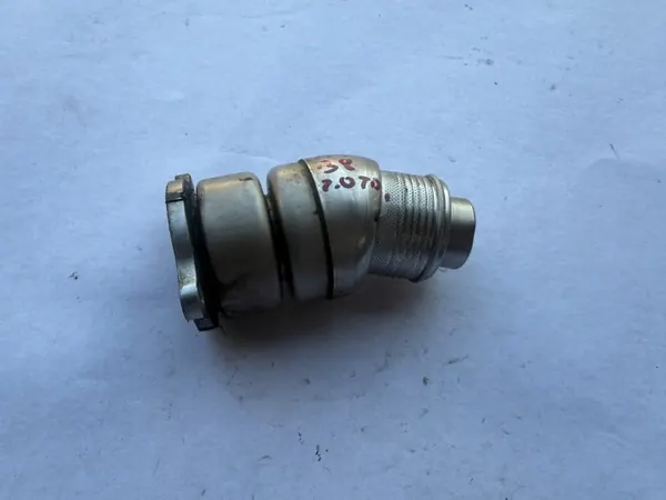 Audi Turboputki OEM 03L131111E - Käytetty image 2