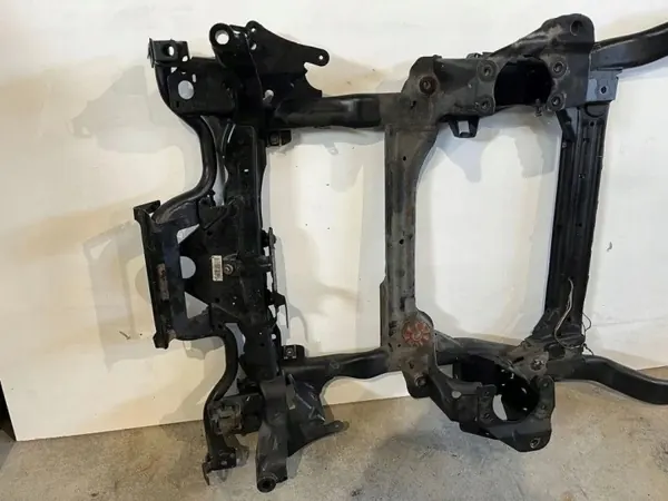 Subchassi dianteiro Land Rover OEM HPLA5C145CE Usado image 3
