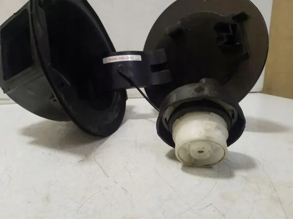 Jeep OE Kraftstoffklappenmotor OEM 68102575AD - Gebraucht image 4