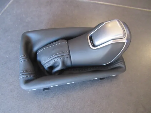 Pomo de cambio Audi A6 C7 Lift OEM 4G1713139AG image 2