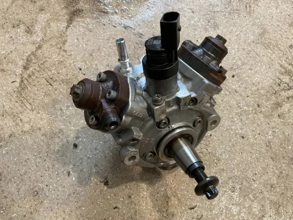 Einspritzsystem-Satz BMW 8571555 für 5er G30 image 3