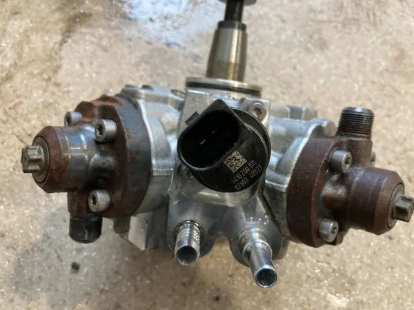 Einspritzsystem-Satz BMW 8571555 für 5er G30 image 4