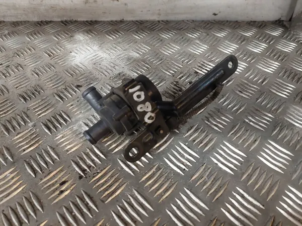 Pompe de circulation d'eau avant OEM 1J0973702 image 3