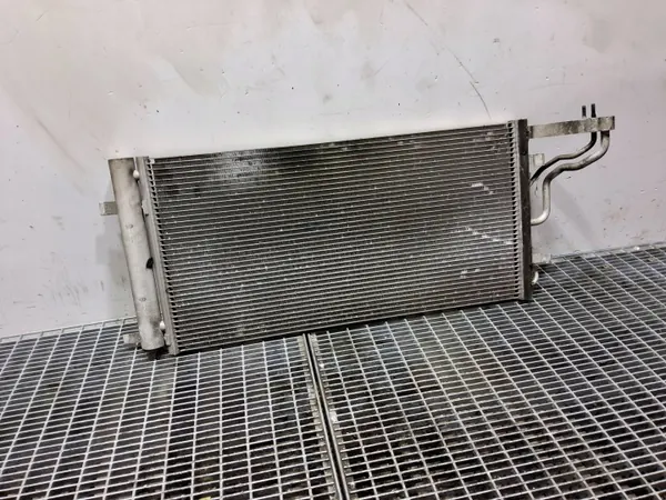 Kia OE HC200NXJBC AC-kondensor - Begagnad image 2