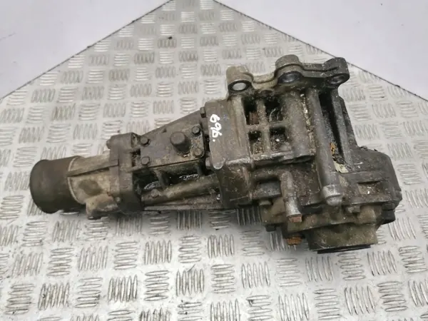Mitsubishi Vaihteisto OEM AMD175616 - Käytetty image 2