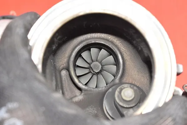 Turbo Opel 12685682 image 9