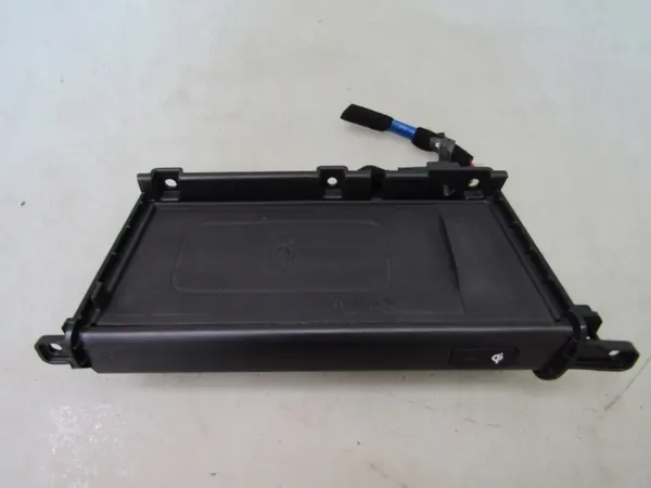 Kia CEED III inductielader OEM 84684-J7100 image 2