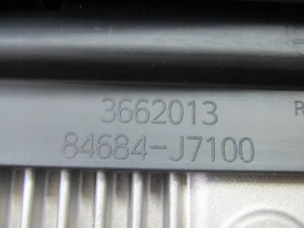 Kia CEED III inductielader OEM 84684-J7100 image 5