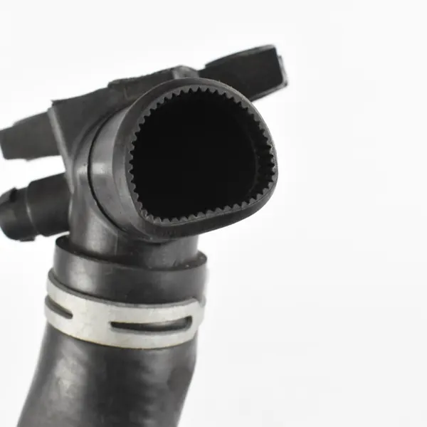 Korte radiatorslang OEM 25327-CO000 voor Hyundai i20N image 4