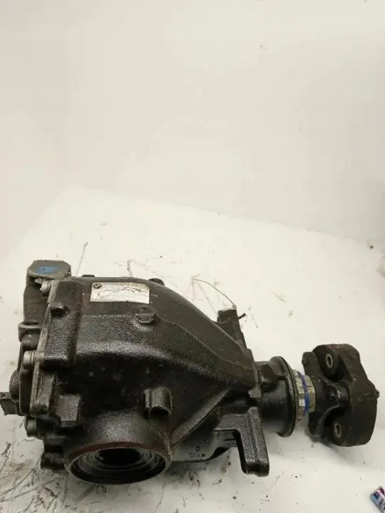 Redutor traseiro BMW OEM 7544873 para 3 TOURING F31 image 2