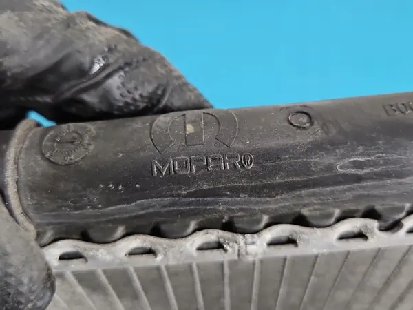 Radiador de agua Fiat Freemont 2.0 JTD 68038238AA image 3