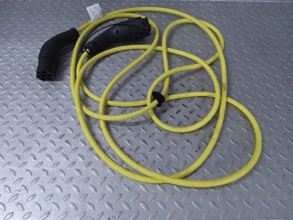 Skoda Enyaq iV Ladekabel OEM 1EA971639L image 4