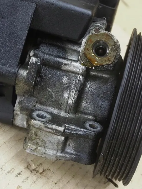 Servostyrningspump MERCEDES W203 1.8 KOMPRESOR A0034664101 image 7