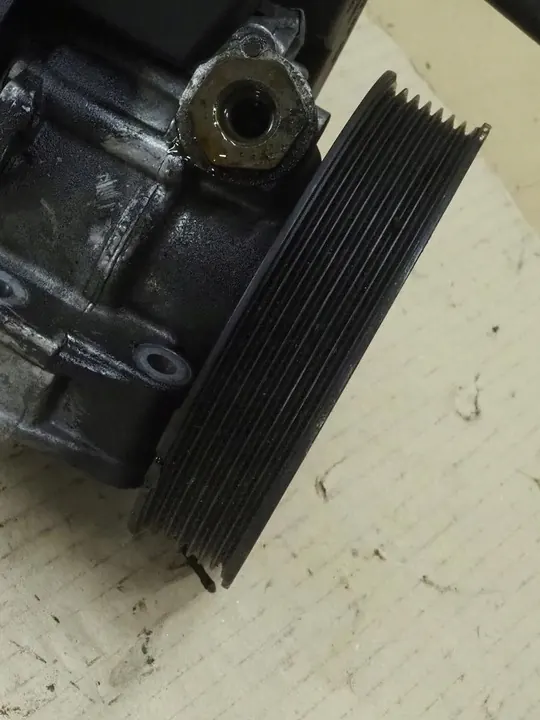 Servostyrningspump MERCEDES W203 1.8 KOMPRESOR A0034664101 image 9