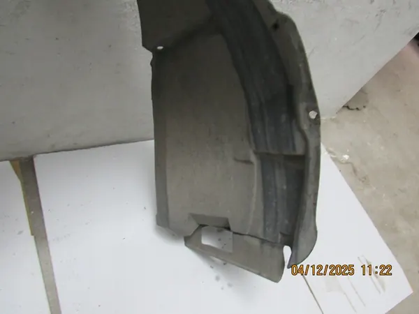 Right Front Wheel Arch Auris I Lift OEM 53875-02340 image 5