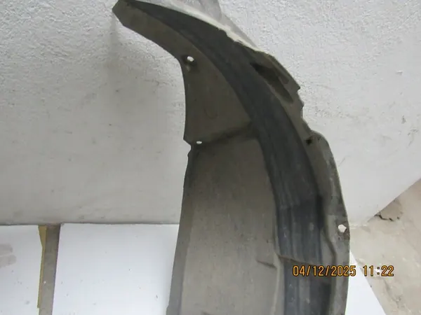 Right Front Wheel Arch Auris I Lift OEM 53875-02340 image 6