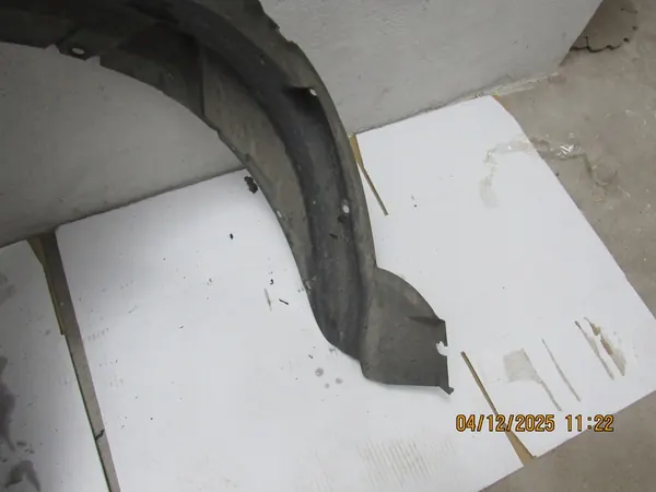 Right Front Wheel Arch Auris I Lift OEM 53875-02340 image 8