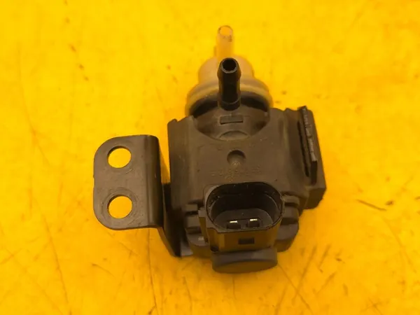 Vanne électromagnétique Audi RS6 C7 059906627P image 4