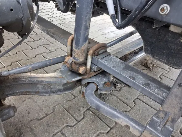 Poutre d'essieu avant OŚ PRZÓD GAMA D VOLVO FL image 3