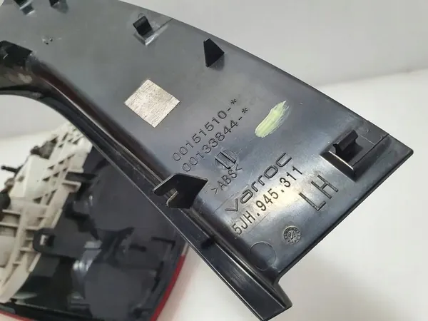 Skoda Rapid (NH) 2018 Luz Trasera Izquierda 5JH945095A image 3