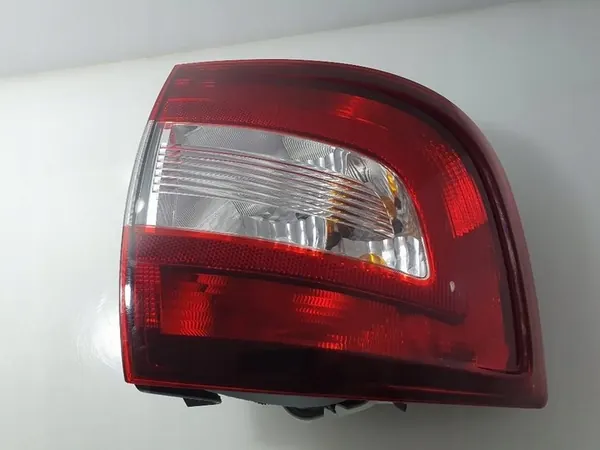 Skoda Rapid (NH) 2018 Luz Trasera Izquierda 5JH945095A image 6