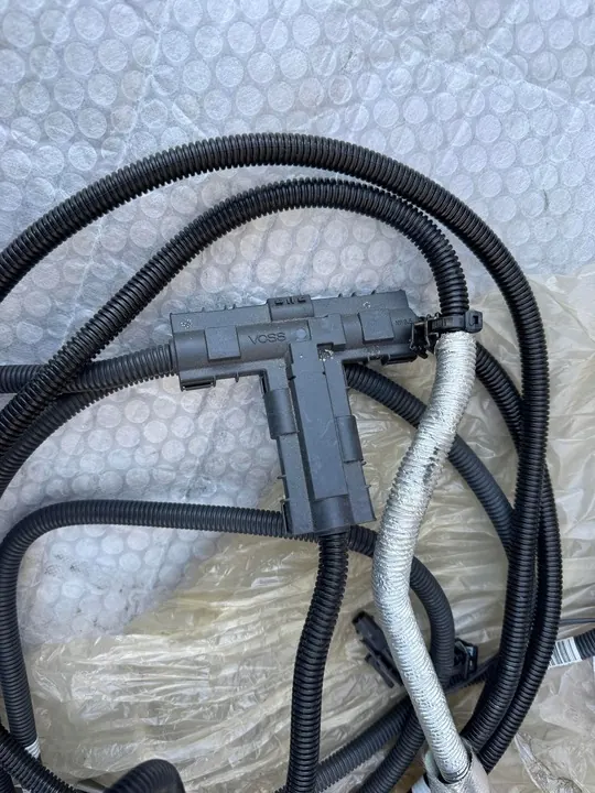 Tuyau AdBlue d'origine pour BMW X5 G05 X6 G06 image 5