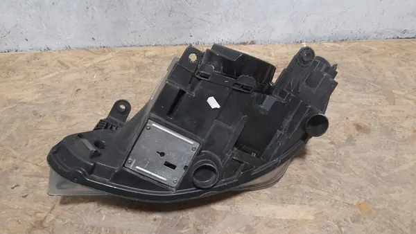 Farol direito para Seat Ibiza IV 6J1941754K image 3