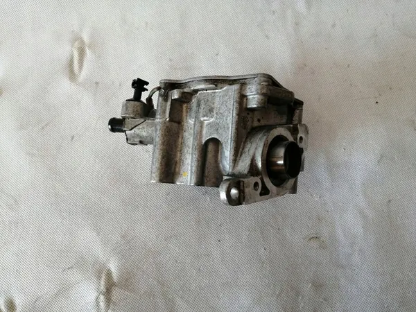 Imupumppu 06J145100B VW Audi image 4