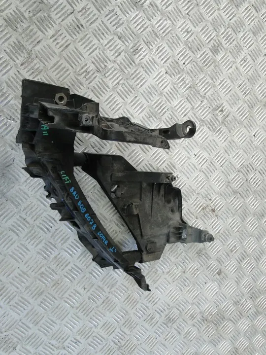 Suporte de Farol Audi OE 8R0 805 607 B image 3