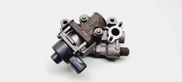 Válvula EGR Mazda OE usada OEM Z601 para Mazda 3 image 2