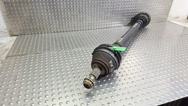 Höger framhalvaxel OEM S26372783 för VW Golf IV image 3