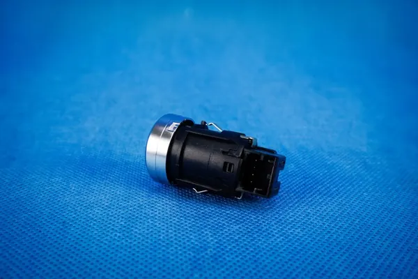 Start Stop Knop Audi A4 A5 Q5 8K0905217A image 2