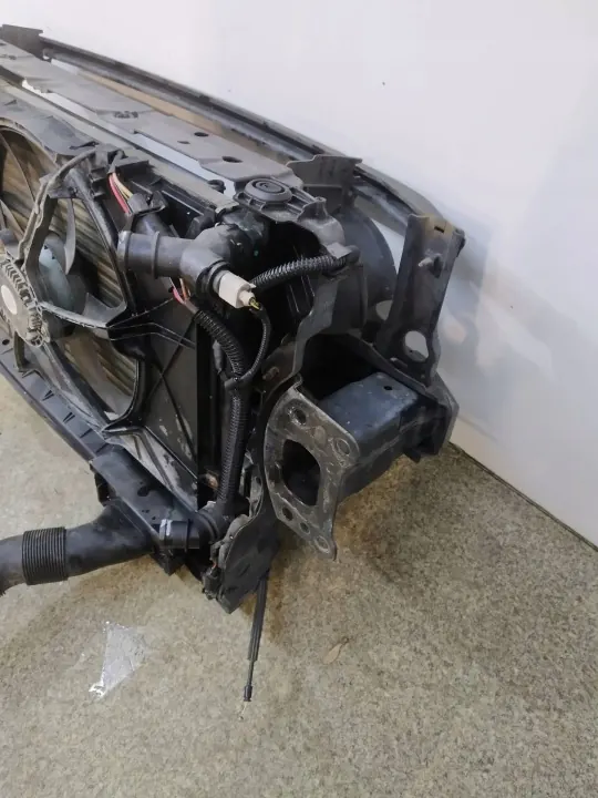 PAS PRZEDNI WZMOCNIENIE CHŁODNICA WENTYLATOR KOMPLET 1.4 16V VW Golf VI image 5