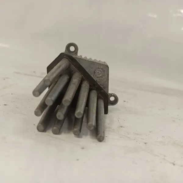 BMW E46 Blower Resistor 8383835 image 3