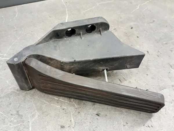 Gaspedaal Mercedes W204 image 2