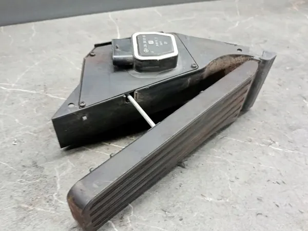 Gaspedaal Mercedes W204 image 5