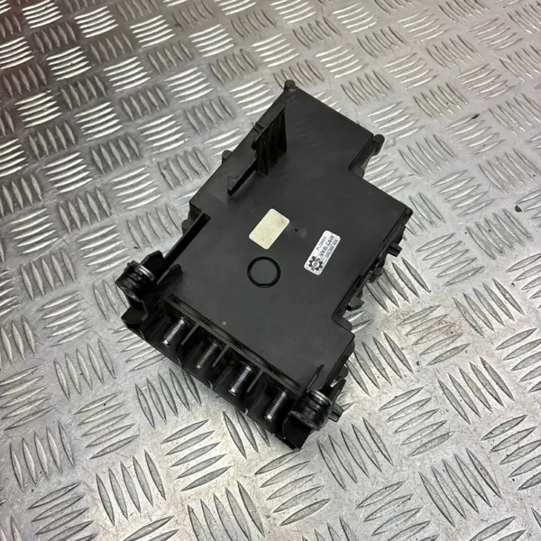 Volvo akun latausmoduuli OEM 31453875 - Käytetty image 3
