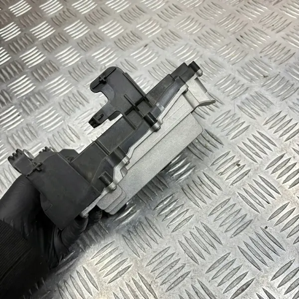 Volvo akun latausmoduuli OEM 31453875 - Käytetty image 5