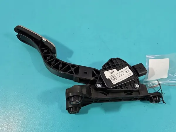 Gaspedal Hyundai I30 III OEM 32700-G4110 Gebraucht image 3