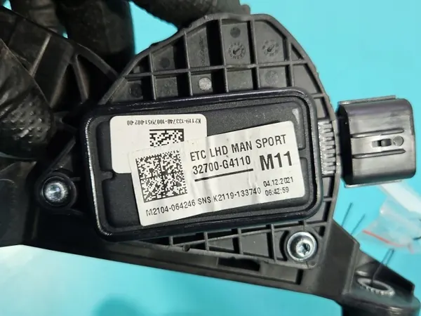 Gaspedal Hyundai I30 III OEM 32700-G4110 Gebraucht image 7