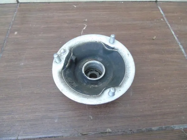 OEM 31 33 6 760 943 Yläjousitus BMW:lle image 5