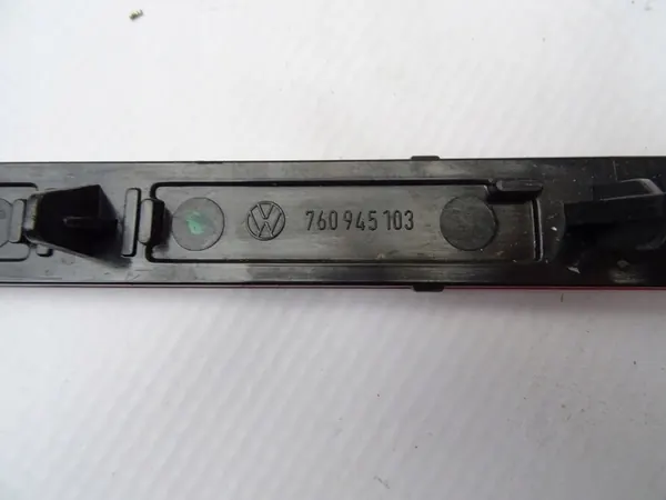 Riflettore Paraurti Posteriore VW Touareg III 760945103 image 2