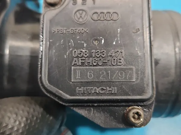 Luchtmassameter VW Passat B5 1.6 8V OEM 058133471 AFH60-10B image 6