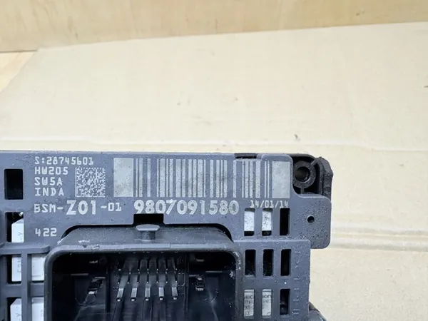 PEUGEOT 308 T9 BSM Module OEM 9807091580 - Used image 4